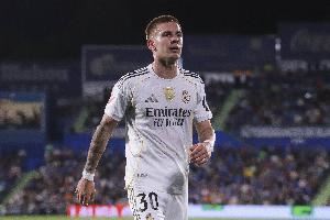 马卡报:马斯坦托诺接受物理治疗无需手术,个性化护理非常重要 马卡报:马斯坦托诺接受物理治疗无需手术,个性化护理非常重要