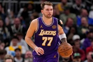 半场领先29分!东契奇:这太不可思议了 充分体现了团队的实力 半场领先29分!东契奇:这太不可思议了 充分体现了团队的实力