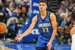 两位首轮秀!魔术官宣执行席尔瓦和布莱克26-27赛季的球队选项 两位首轮秀!魔术官宣执行席尔瓦和布莱克26-27赛季的球队选项