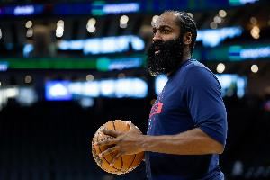 尽力局！快船今天输了19分 但哈登在场快船还赢了2分