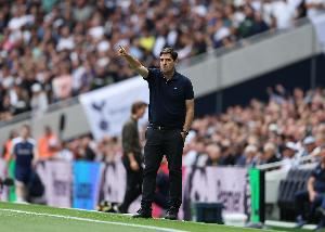 伊劳拉：对手三次定位球得分这不可接受，我们必须重新集中注意力